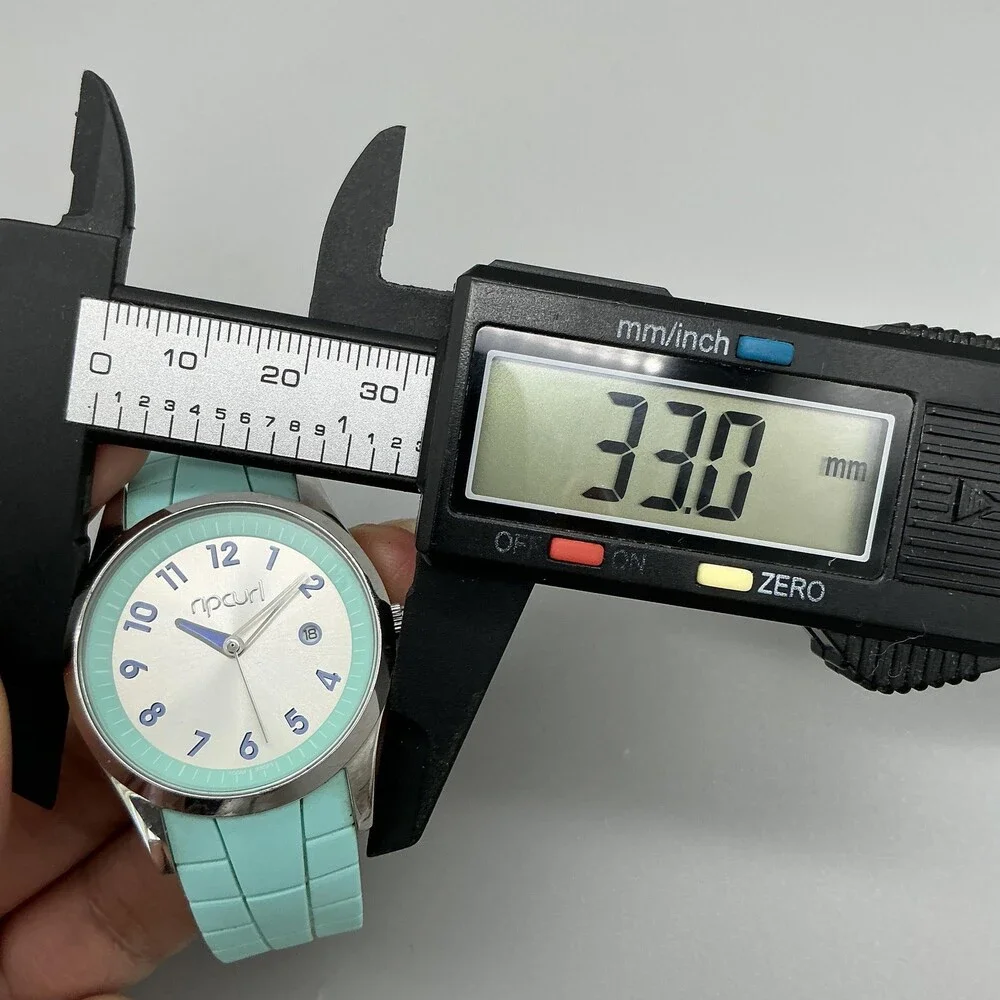 Rip Curl Echo Womens Watch 33mm Silver Tone Aqua Rubber Surf Date New Battery